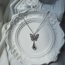 Load image into Gallery viewer, Metal Drop Butterfly Necklace