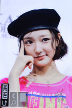 Load image into Gallery viewer, Angelic Heart Crystal Necklace - Pink (STAYC Sumin, Sieun Necklace)