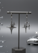 Load image into Gallery viewer, [Aespa Karina, IVE Gaeul Earrings] Sparkle Sparkle Huggies Earrings