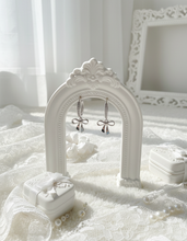Load image into Gallery viewer, [Jo Yuri Earrings] Little Ballet Ribbon Huggies Earrings - Silver Color