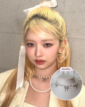 Load image into Gallery viewer, [IVE Rei, Actress Jieun Kim Necklace] Three Ribbons Pearl Choker Necklace - Silver ver.