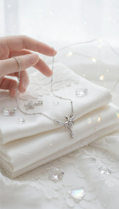 [fromis_9 Baek Jiheon Necklace] Moonlight Teardrops Semi Choker Necklace