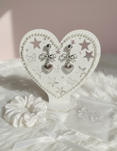 Load image into Gallery viewer, [NMIXX Jiwoo Earrings] Vintage Silver Heart Earrings
