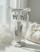 Load image into Gallery viewer, [Hearts2Hearts Ana Earrings] Adorable Ribbon Huggies Earrings - Silver