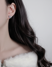 Load image into Gallery viewer, Elf Leaves Earring - Silver Color