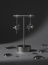 Load image into Gallery viewer, [Aespa Karina, IVE Gaeul Earrings] Sparkle Sparkle Huggies Earrings