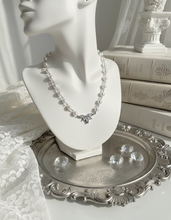 Load image into Gallery viewer, [Jo Yuri Necklace] Heavenly Crystal Pearl Choker Necklace - Silver Color
