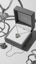 Load image into Gallery viewer, [NMIXX Sullyoon Necklace] Melting Metalic Heart Semi Choker Necklace