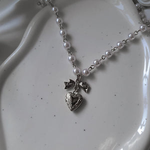 Coquette Ribbon and Heart Locket Pearl Choker - Silver Color