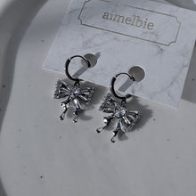 Load image into Gallery viewer, [IZNA Coco Earrings] Melting Ribbon Huggies earrings - Silver Color