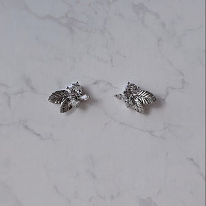 Elf Leaves Earring - Silver Color