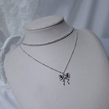 Load image into Gallery viewer, Melting Ribbon Rhinestone Chain Choker Layered Necklace