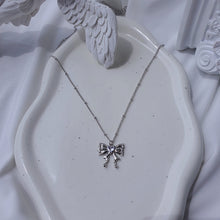 Load image into Gallery viewer, Melting Ribbon Rhinestone Chain Choker Layered Necklace