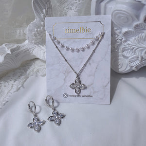[NMIXX Jiwoo Necklace] Luna Blossom Layered Necklace - Silver color