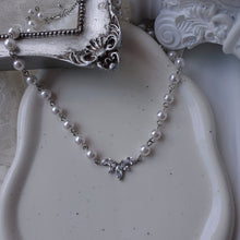 Load image into Gallery viewer, [Jo Yuri Necklace] Heavenly Crystal Pearl Choker Necklace - Silver Color