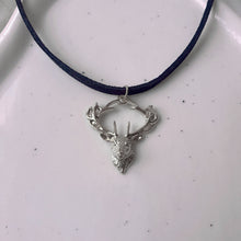 Load image into Gallery viewer, [ITZY Chaeryeong Necklace] Raindeer Choker Necklace - Silver Color