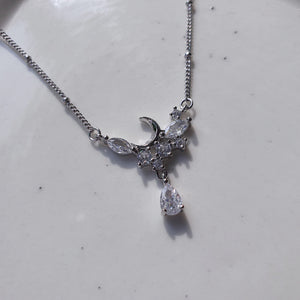 [fromis_9 Baek Jiheon Necklace] Moonlight Teardrops Semi Choker Necklace