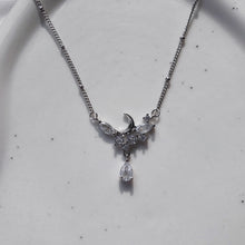 Load image into Gallery viewer, [fromis_9 Baek Jiheon Necklace] Moonlight Teardrops Semi Choker Necklace