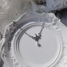 Load image into Gallery viewer, [fromis_9 Baek Jiheon Necklace] Moonlight Teardrops Semi Choker Necklace