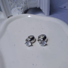 Load image into Gallery viewer, [Hearts2Hearts Ian Earrings] Diamond Ring Huggies Earrings - Silver Color
