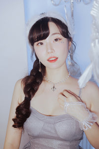 Fleur De Lis Pearl Choker - Silver