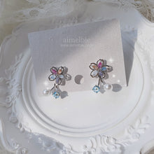Load image into Gallery viewer, Charming Jewel Flower Earrings