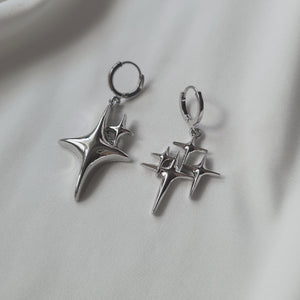 [Aespa Karina Earrings] Sparkle Sparkle Huggies Earrings