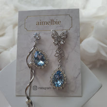 Load image into Gallery viewer, [IVE Rei Earrings] Melody of The Butterfly Earrings - Light Sapphire