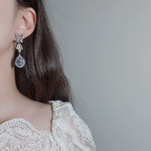 Load image into Gallery viewer, [IVE Rei Earrings] Melody of The Butterfly Earrings - Light Sapphire