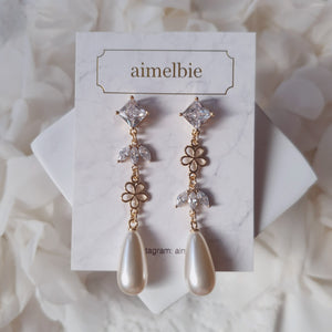 Diamond Floral Princess Earrings - Gold ver. (Ailee Earrings)