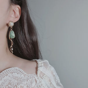 The Bee and the Fresh Green Garden Earrings