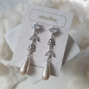 Diamond Floral Princess Earrings - Silver ver. (Jessica Earrings)