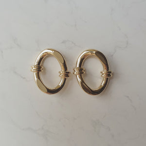 Knotted Oval Ring Earrings - Gold