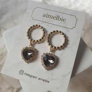 Gold Ring and Heart Earrings - Black Diamond