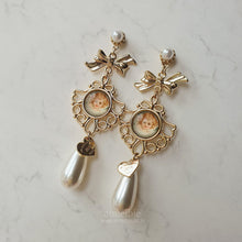 Load image into Gallery viewer, Lovely Antique Cherub Earrings