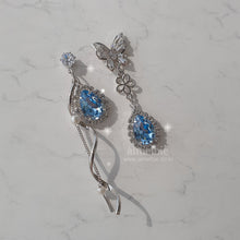 Load image into Gallery viewer, [IVE Rei Earrings] Melody of The Butterfly Earrings - Light Sapphire