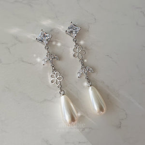 Diamond Floral Princess Earrings - Silver ver. (Jessica Earrings)