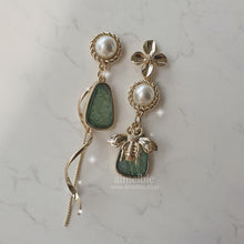 Load image into Gallery viewer, The Bee and the Fresh Green Garden Earrings