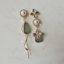 Load image into Gallery viewer, The Bee and the Fresh Green Garden Earrings