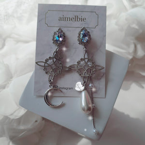 Princess of the Dreamy Galaxy Earrings