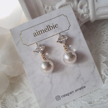 Load image into Gallery viewer, Diamond Pearl Earrings - Gold