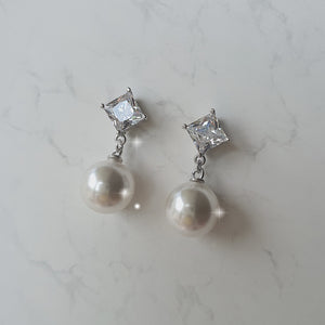 Diamond Pearl Earrings - Silver