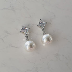 Diamond Pearl Earrings - Silver