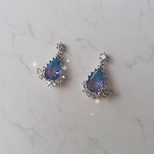 Load image into Gallery viewer, Magical Midnight Teardrops Earrings