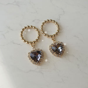 Gold Ring and Heart Earrings - Black Diamond