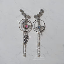 Load image into Gallery viewer, Elf of The Night Forest Earrings