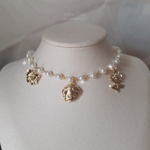 Darling Venus Pearl Choker Necklace