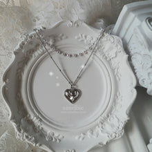 Load image into Gallery viewer, Silver Laced Heart Layered Necklace (Dia Yebin, Kep1er Youngeun Necklace)