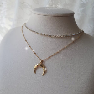Upside Down Crescent Moon Rhinestone Choker Layered Necklace - Gold