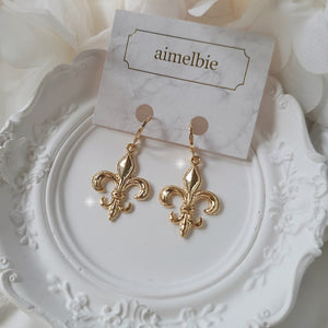 Fleur-De-Lis Huggies Earrings - Gold